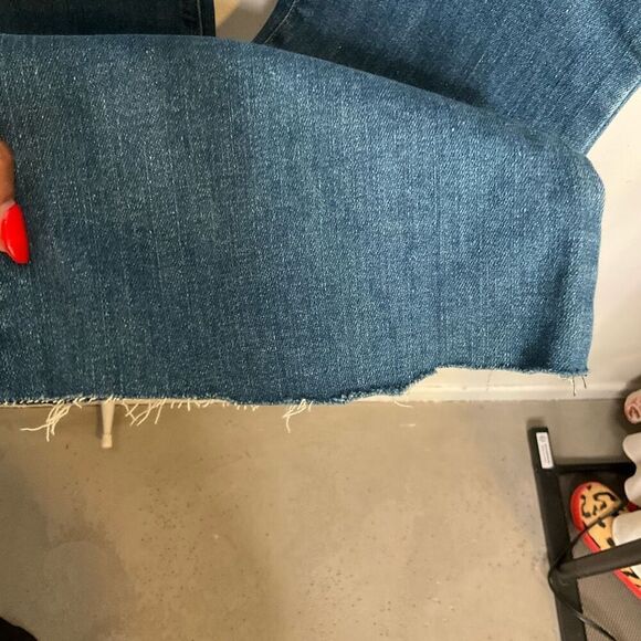 Veronica Beard Zippered Pocket Denim - Picture 5 of 7